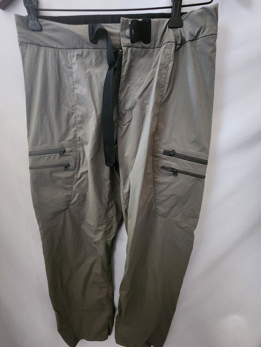 Arc'teryx Khaki Green Hiking Pants. Size 8